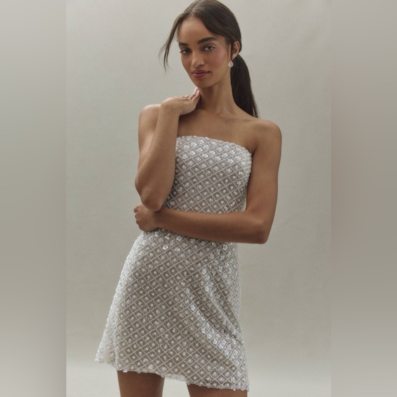 Watters Dresses & Skirts - Watters Strapless White Diamond Pattern Dress